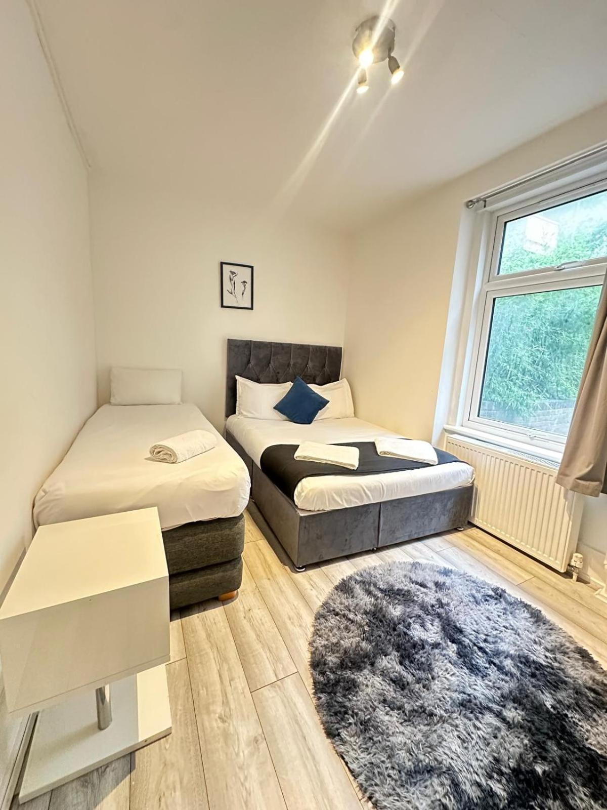 Ground Floor One Bedroom Flat Londen